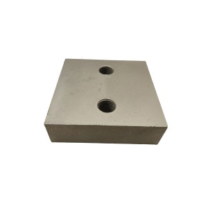 Нож к станку резки арматуры GQ-40, GQ-42, GQ-45 (83х83х26) с 2 отв. М14